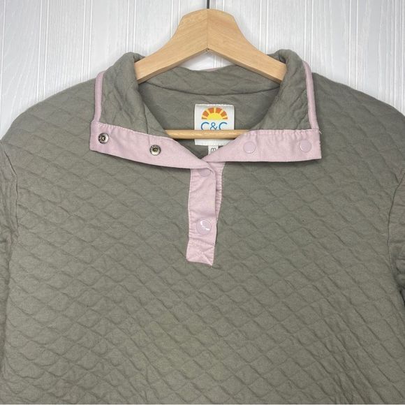 C & C California Quilted Long Sleeve Snap Neck Shirt Size Medium - Picture 3 of 9